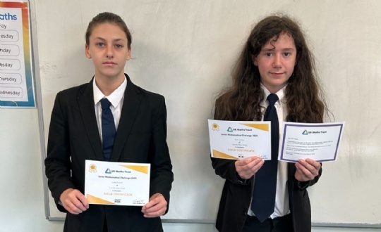 Coombe Dean School - Gold Success in the UK Junior Maths Challenge!