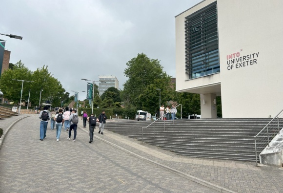 Image for Year 12 head off to Exeter University!